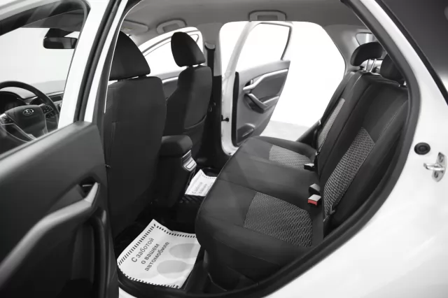 LADA Vesta 2015
