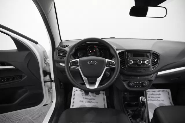 LADA Vesta 2015