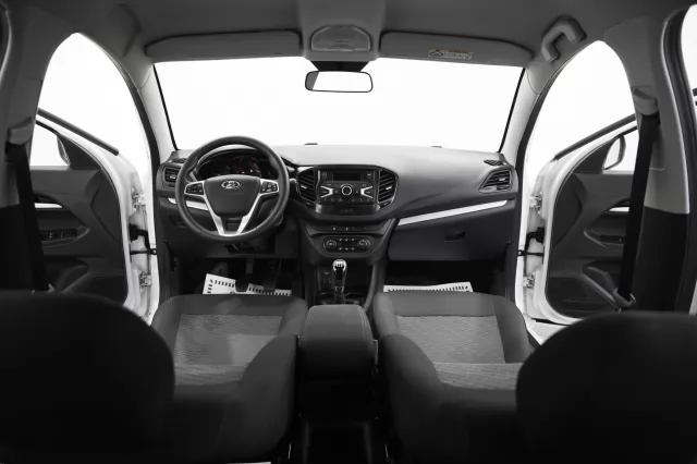 LADA Vesta 2015