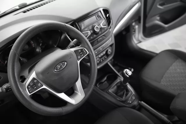 LADA Vesta 2016