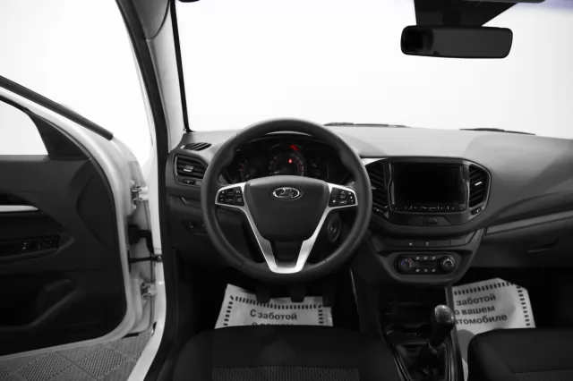 LADA Vesta 2017