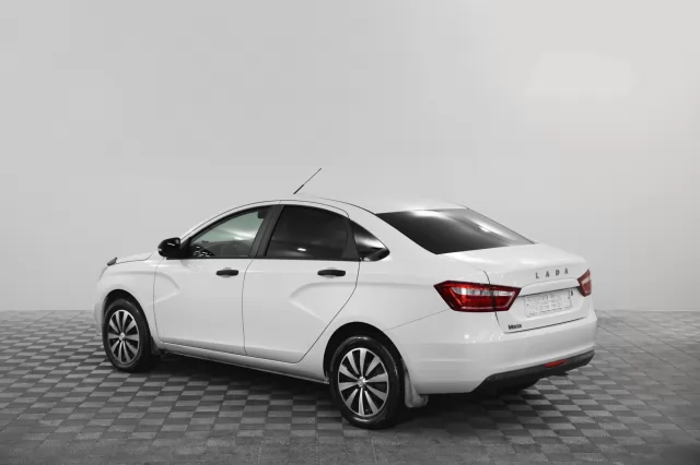 LADA Vesta 2021