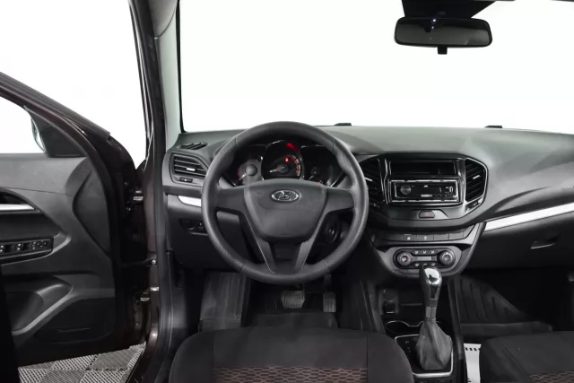 LADA Vesta 2015