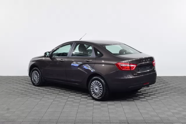 LADA Vesta 2015