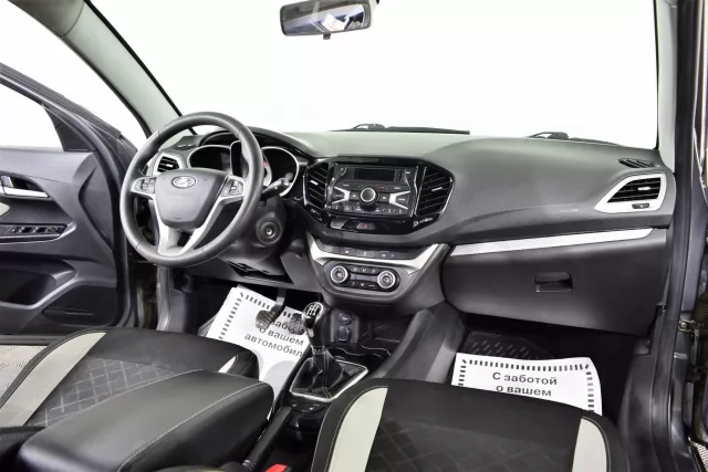 LADA Vesta 2016