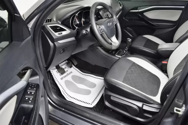 LADA Vesta 2016