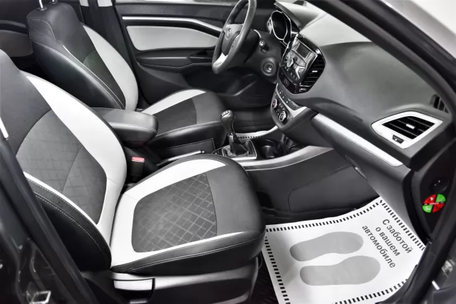 LADA Vesta 2016