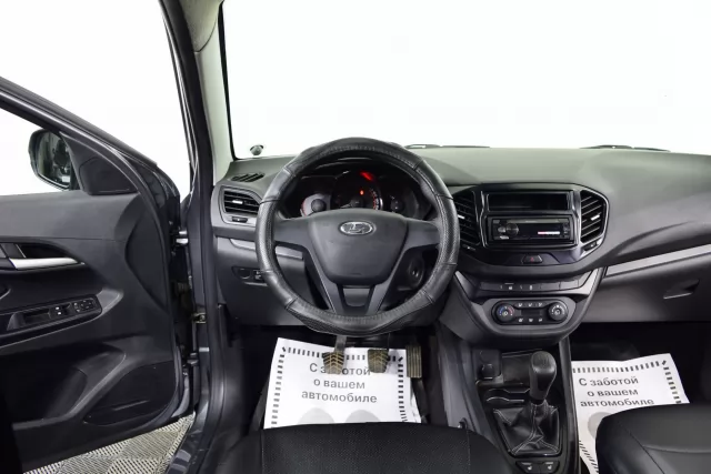 LADA Vesta 2015