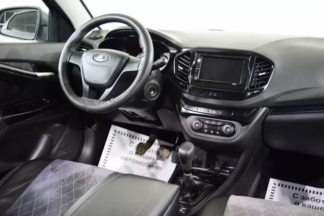 LADA Vesta 2016