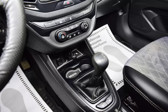 LADA Vesta 2016