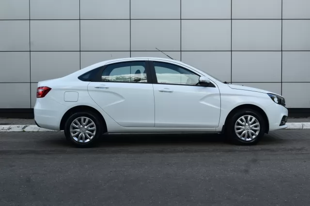 LADA Vesta 2017
