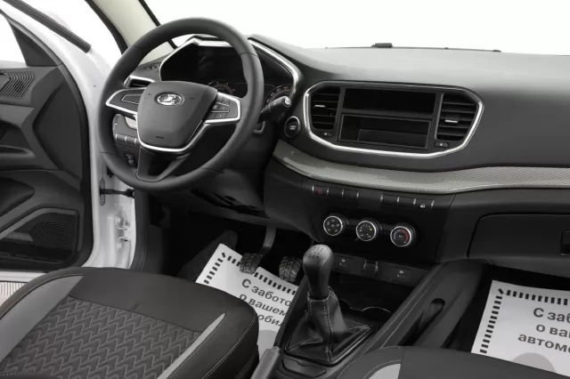 LADA Vesta 2023