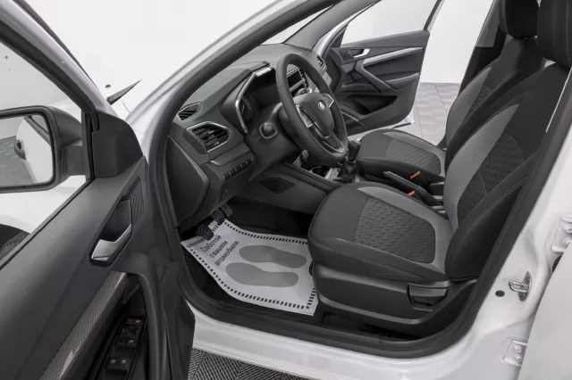 LADA Vesta 2023