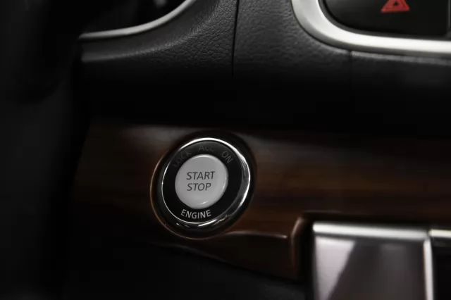 Nissan Teana 2010
