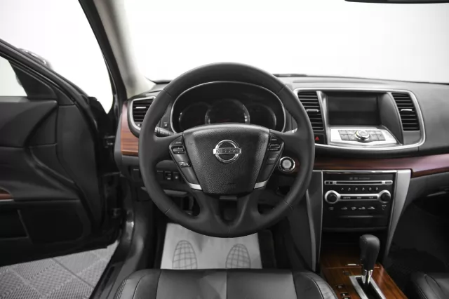 Nissan Teana 2010