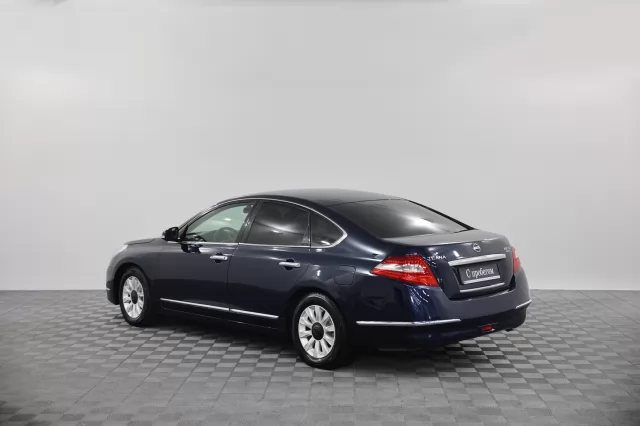 Nissan Teana 2010