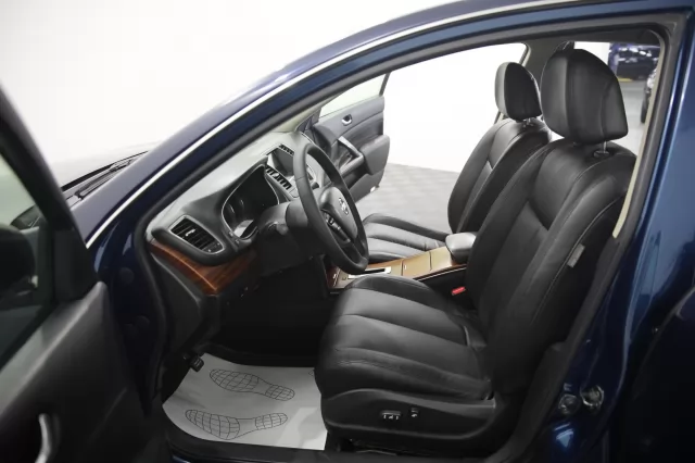 Nissan Teana 2010
