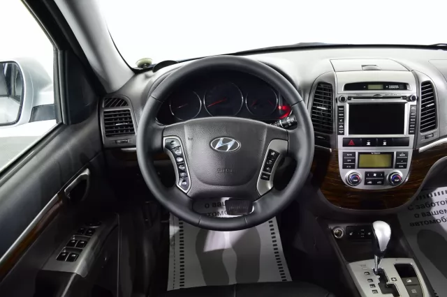 Hyundai Santa Fe 2011