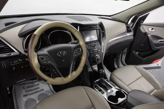 Hyundai Santa Fe 2016