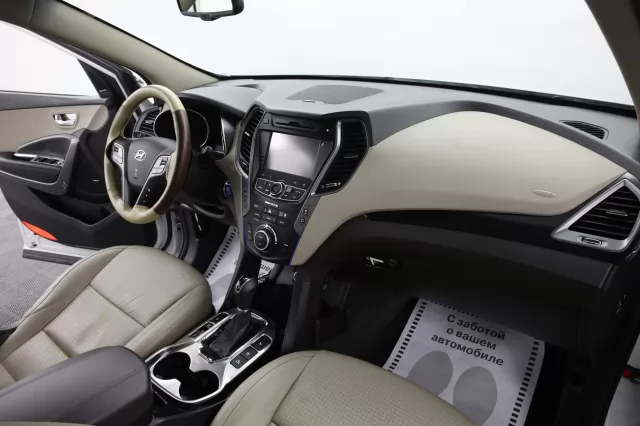 Hyundai Santa Fe 2016