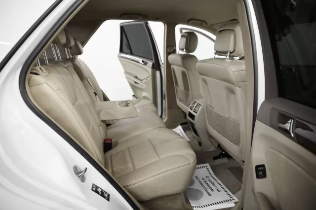 Mercedes-Benz M-Класс 2011