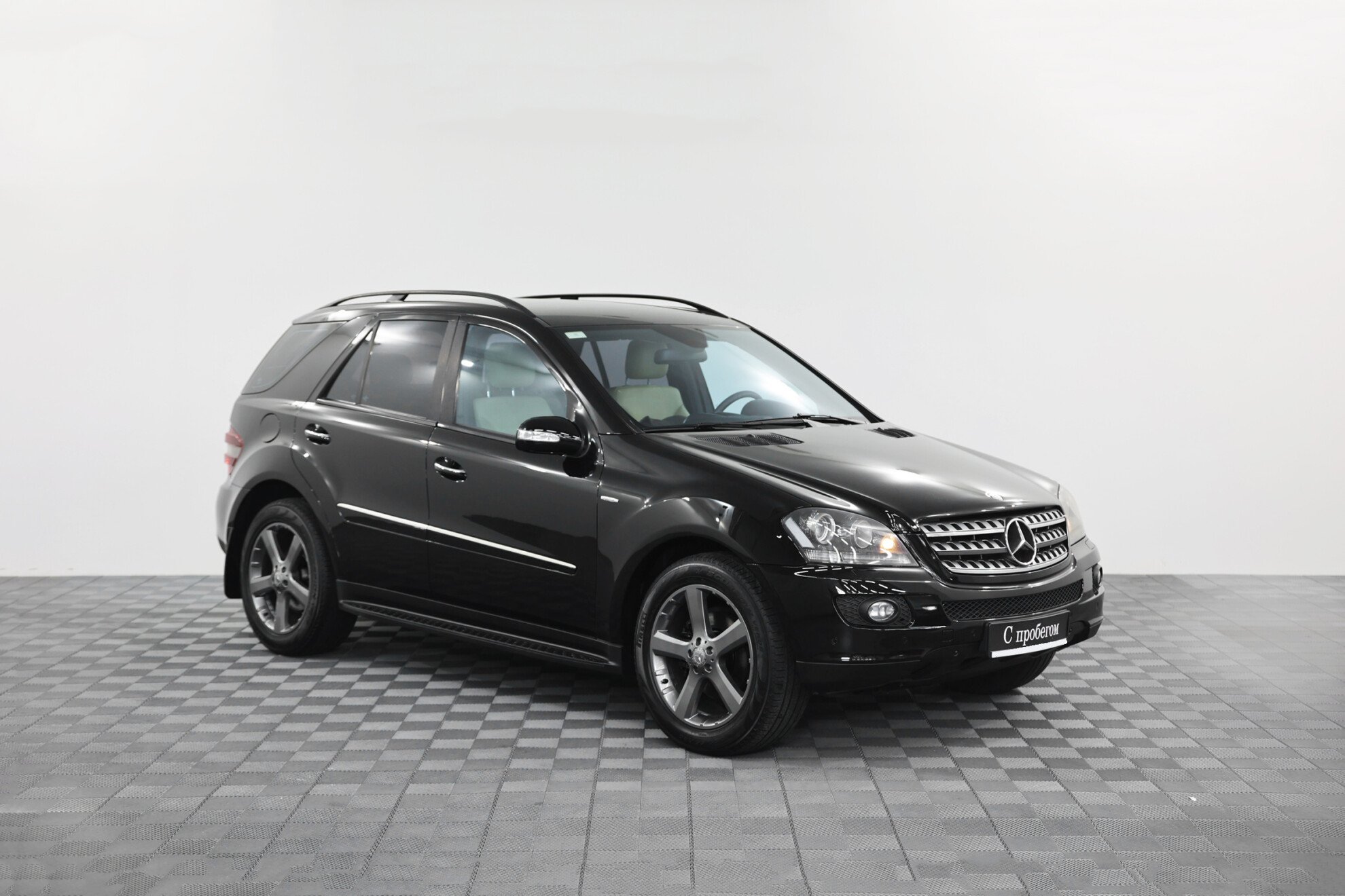 Mercedes-Benz M-Класс 2010
