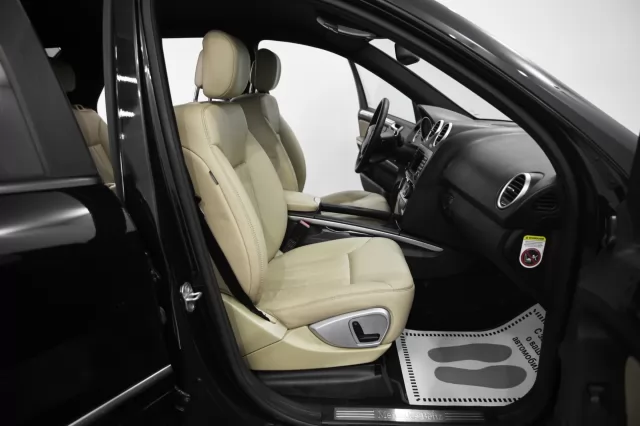 Mercedes-Benz M-Класс 2010