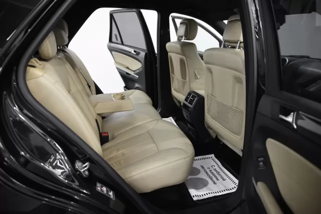 Mercedes-Benz M-Класс 2010