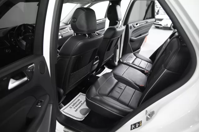 Mercedes-Benz M-Класс 2015