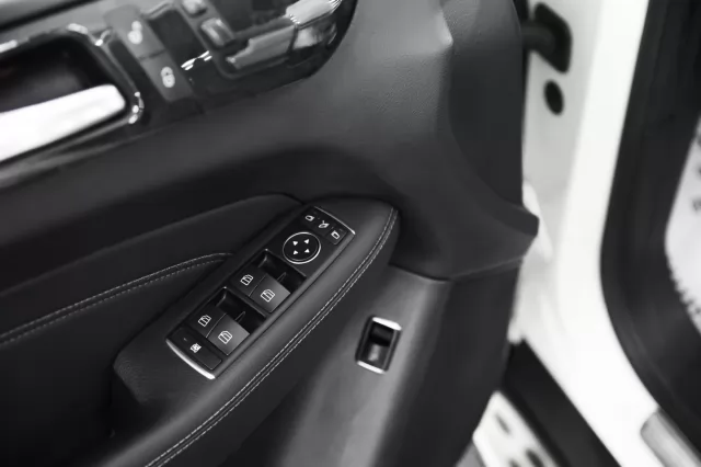 Mercedes-Benz M-Класс 2015