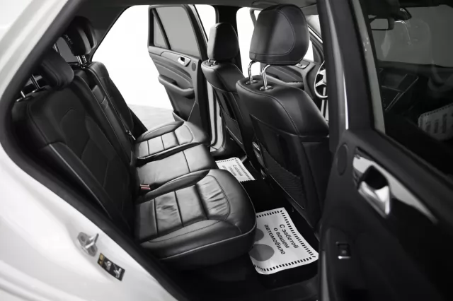 Mercedes-Benz M-Класс 2015