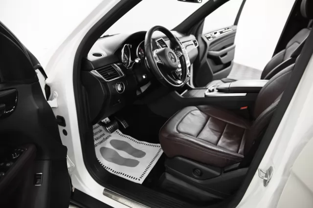 Mercedes-Benz M-Класс 2014