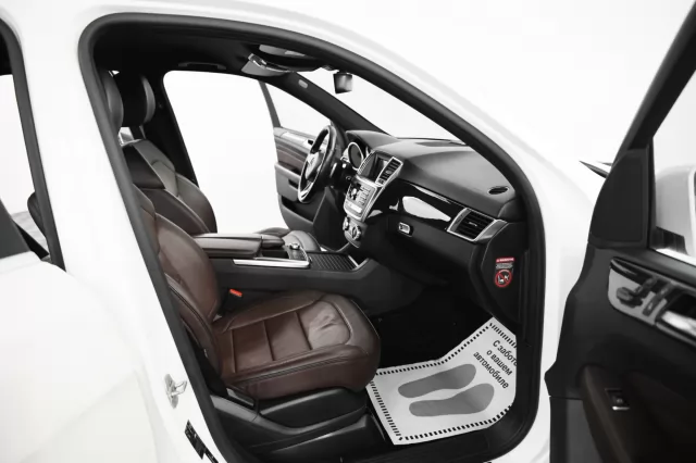 Mercedes-Benz M-Класс 2014