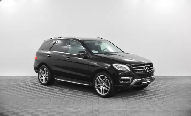 Mercedes-Benz M-Класс 2015