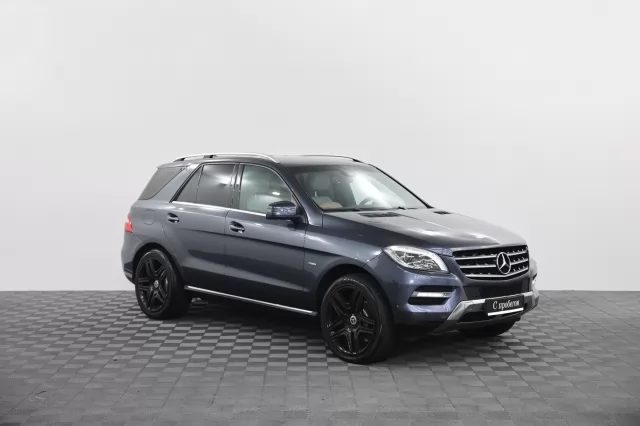 Mercedes-Benz M-Класс 2015