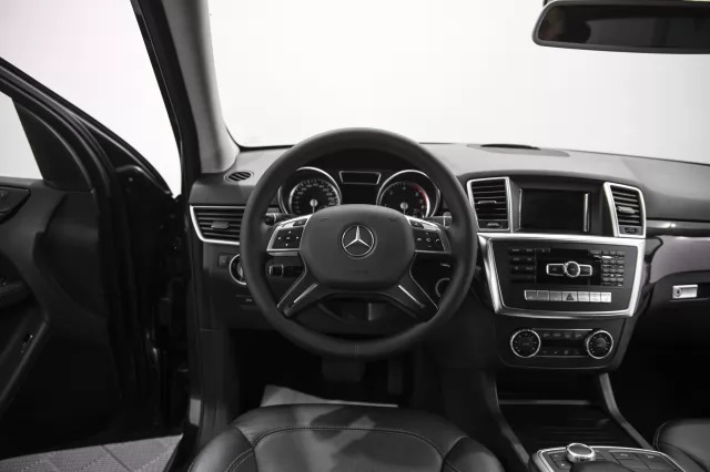 Mercedes-Benz M-Класс 2014