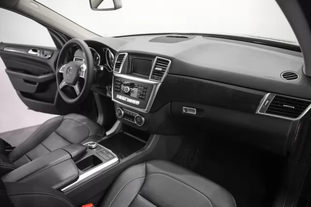 Mercedes-Benz M-Класс 2014