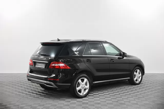 Mercedes-Benz M-Класс 2014