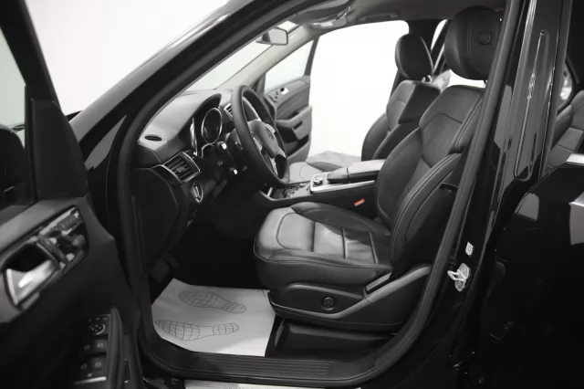Mercedes-Benz M-Класс 2014