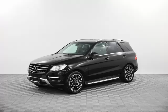 Mercedes-Benz M-Класс 2013
