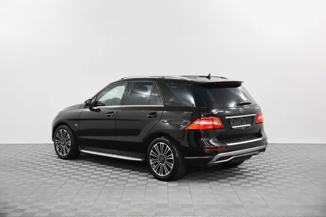 Mercedes-Benz M-Класс 2013