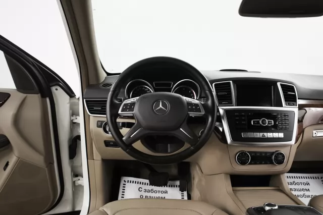 Mercedes-Benz M-Класс 2013