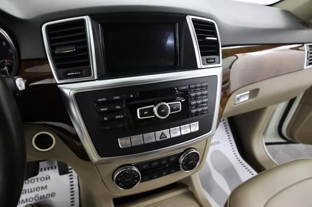 Mercedes-Benz M-Класс 2013