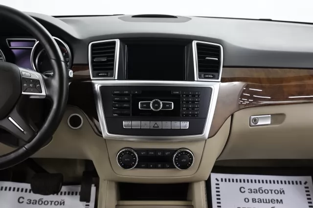 Mercedes-Benz M-Класс 2013