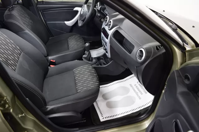 Renault Logan 2014