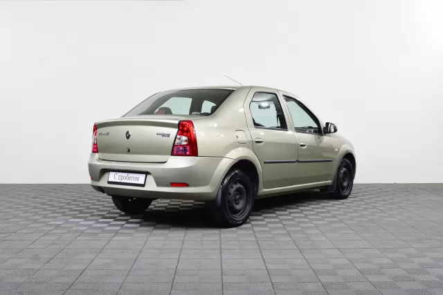 Renault Logan 2014