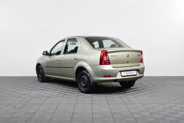 Renault Logan 2014