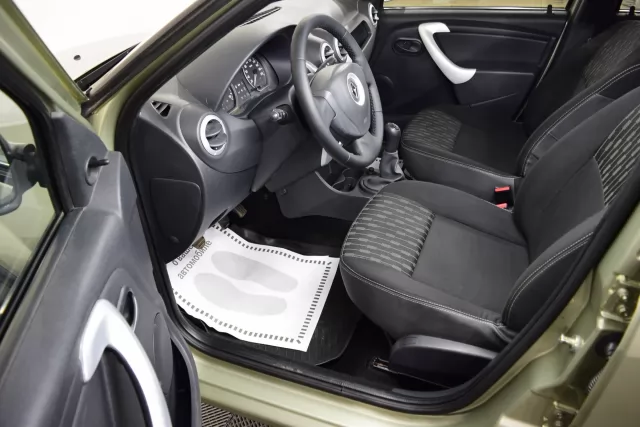 Renault Logan 2014