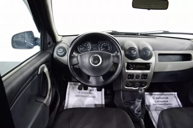 Renault Logan 2015