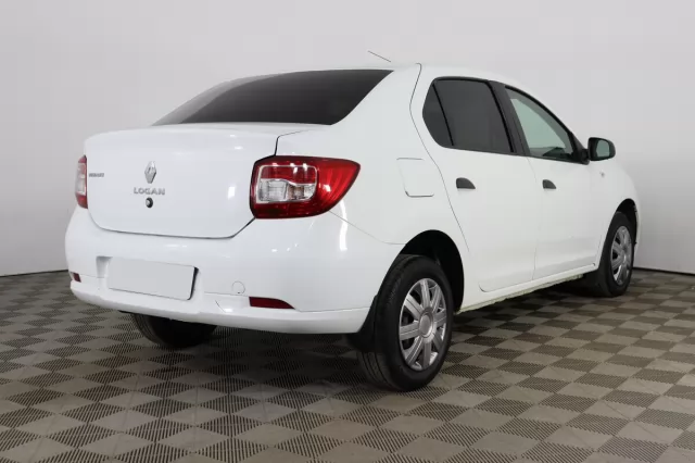 Renault Logan 2015